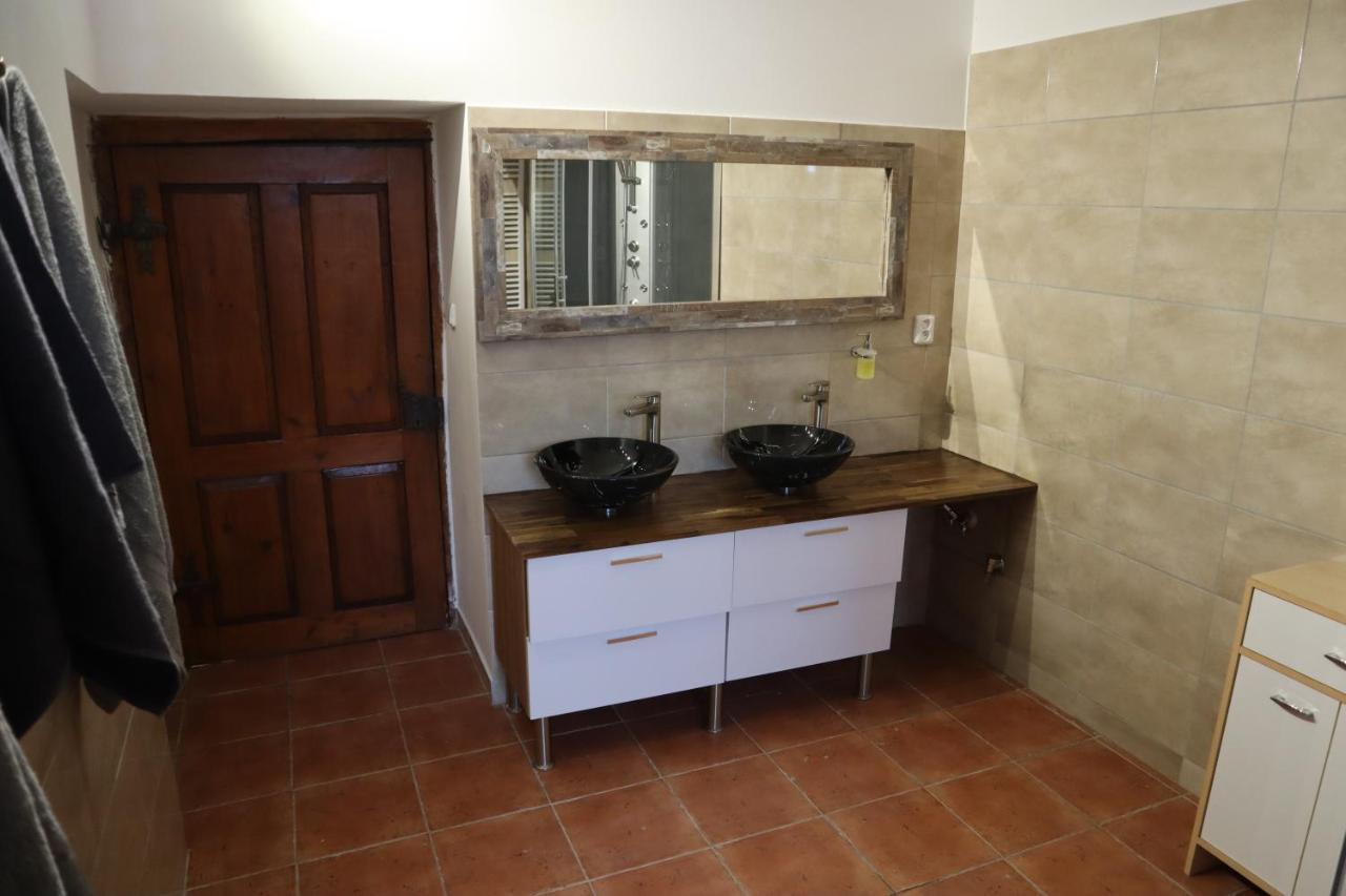 Prazdninovy Dum Jirkov Villa Zelezny Brod Luaran gambar