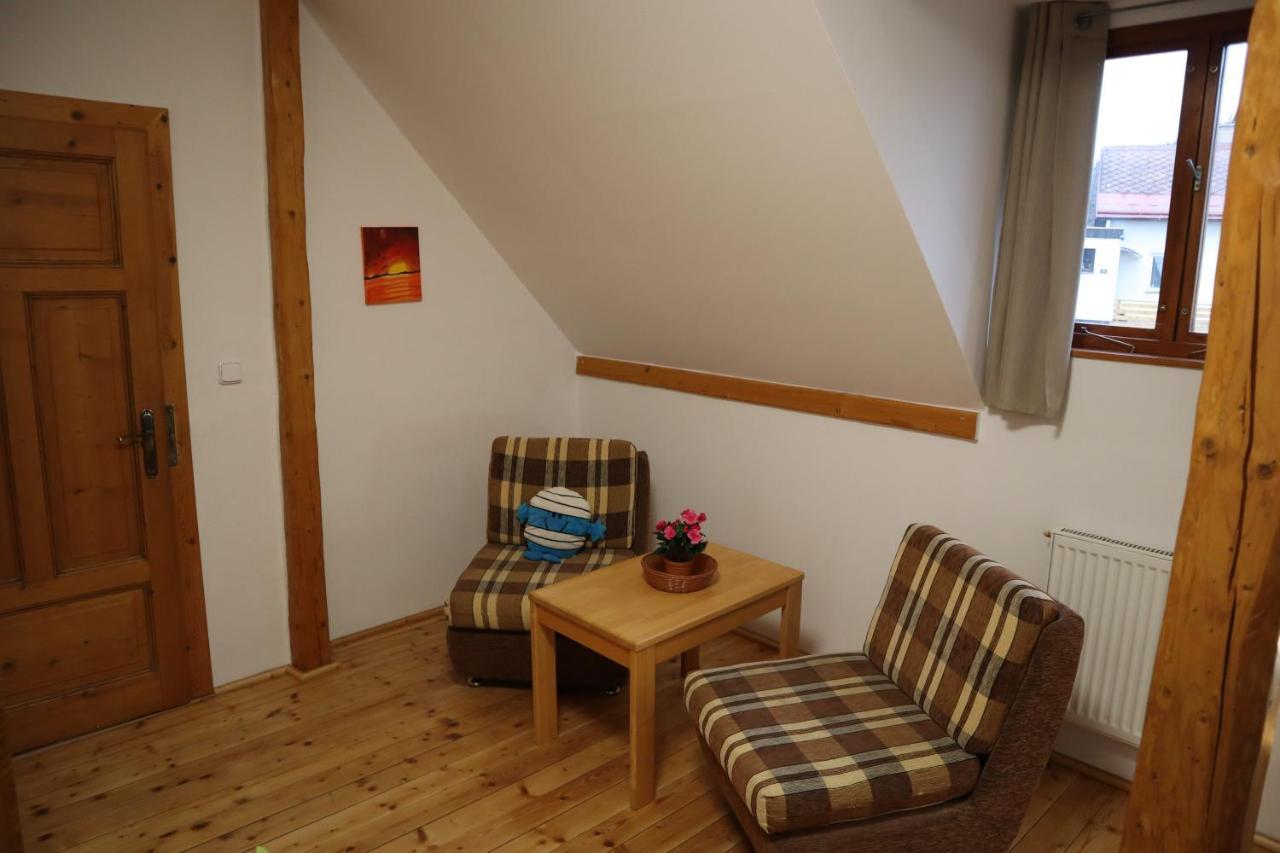 Prazdninovy Dum Jirkov Villa Zelezny Brod Luaran gambar