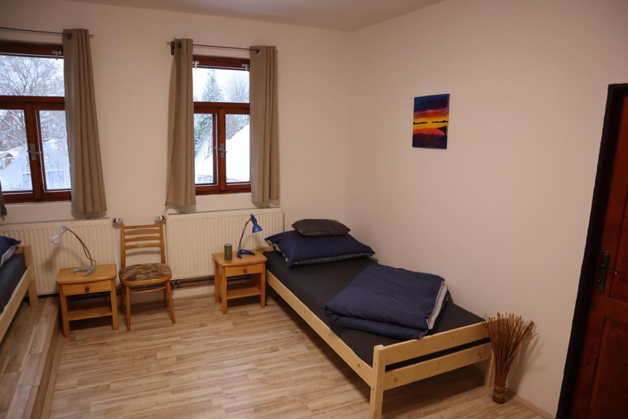 Prazdninovy Dum Jirkov Villa Zelezny Brod Luaran gambar