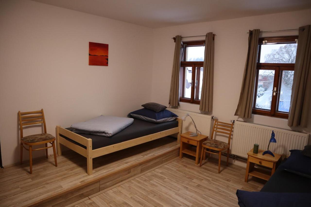 Prazdninovy Dum Jirkov Villa Zelezny Brod Luaran gambar